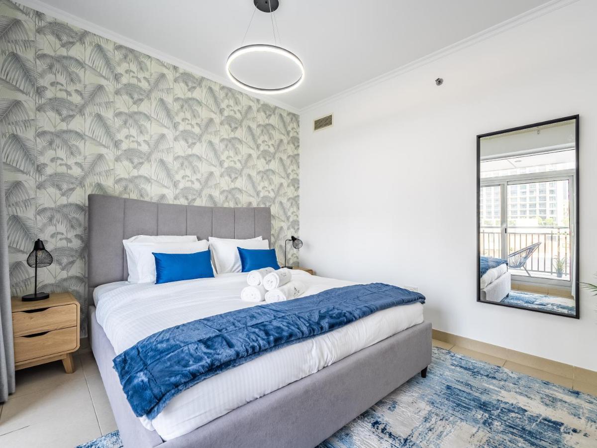 Incredible In Burj View Apartment